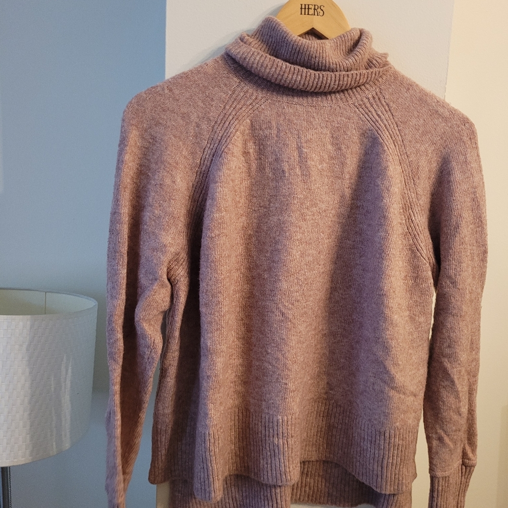 Crew neck sweather